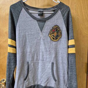 Harry Potter Hogwarts Sweatshirt – Women’s XL – Gray/Yellow